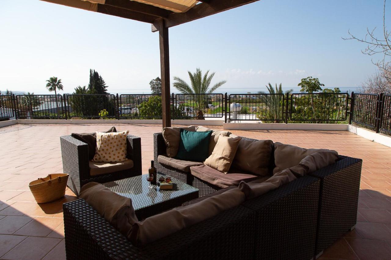Coral Bay Sunkiss Villa Exterior photo